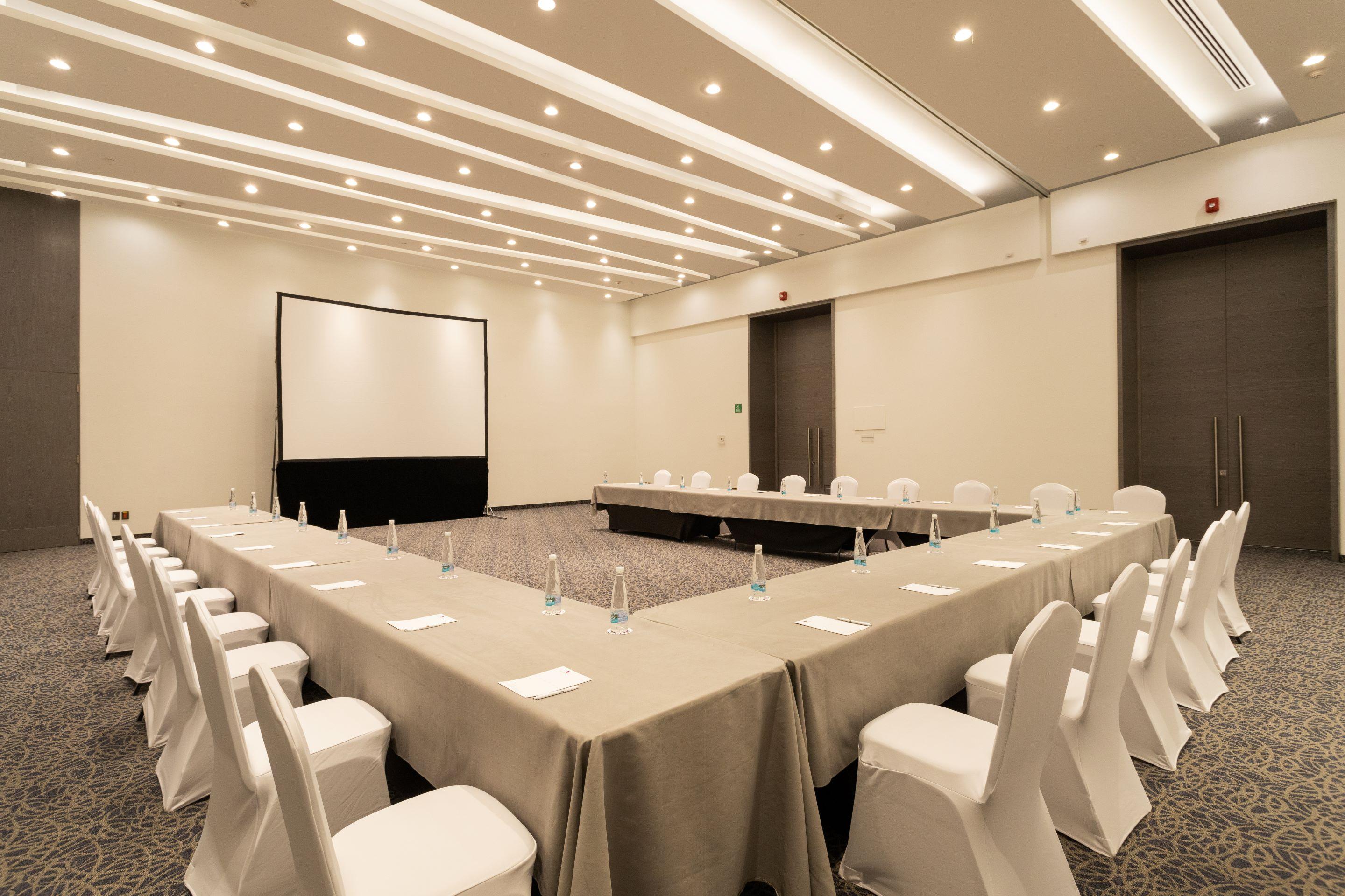 Camino Real Fashion Drive Monterrey Otel San Pedro Garza Garcia Dış mekan fotoğraf Meeting room