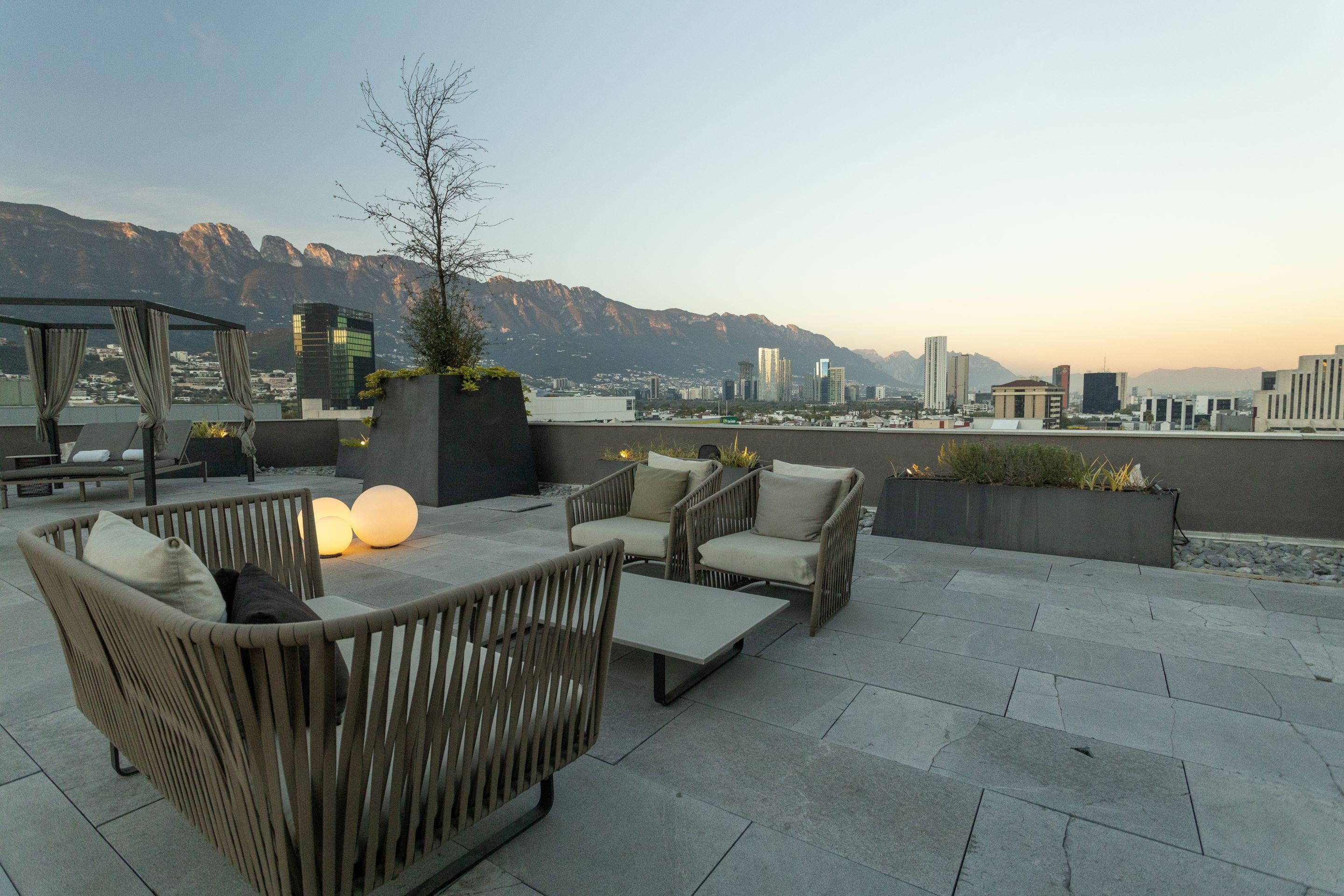 Camino Real Fashion Drive Monterrey Otel San Pedro Garza Garcia Dış mekan fotoğraf Rooftop terrace