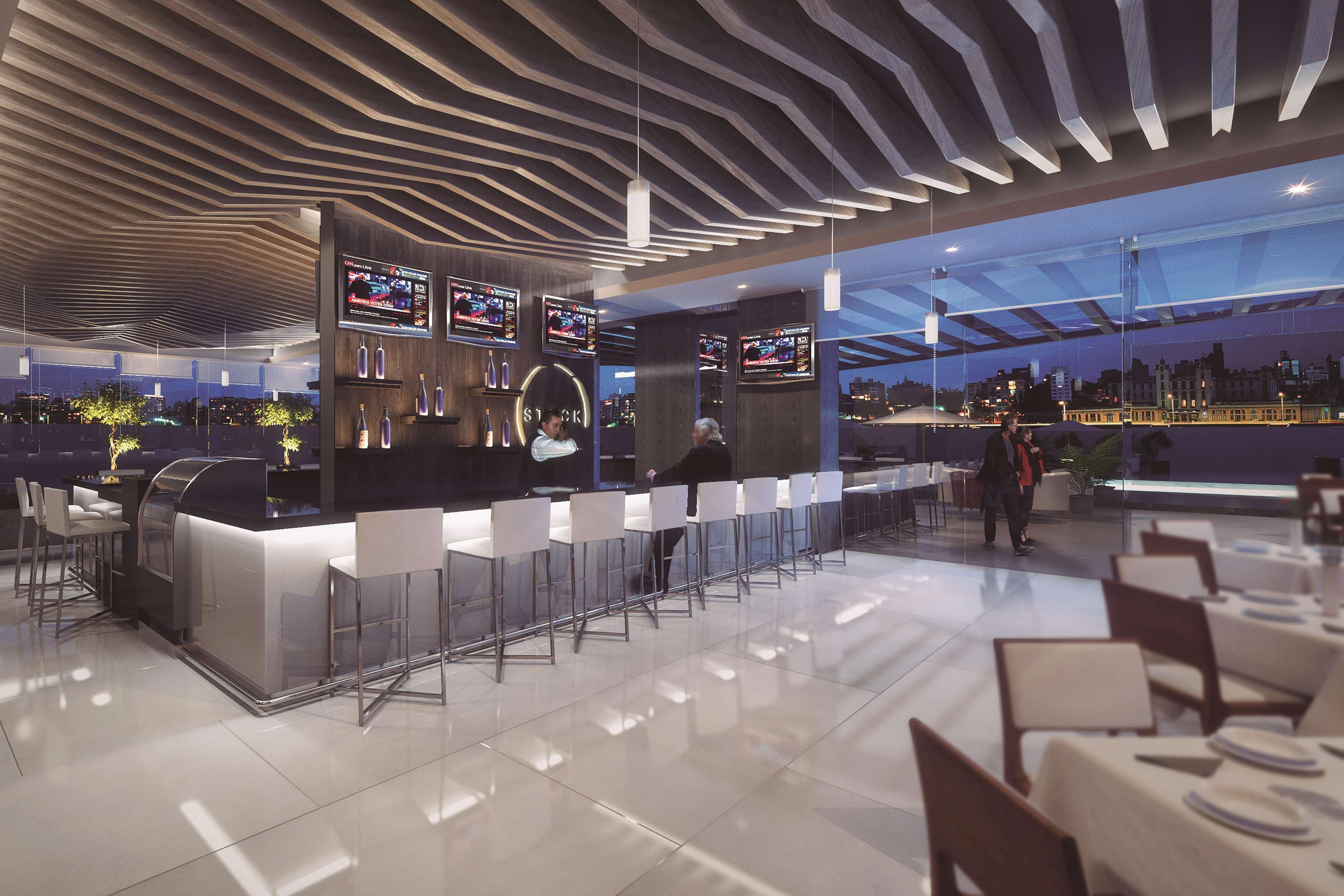 Camino Real Fashion Drive Monterrey Otel San Pedro Garza Garcia Dış mekan fotoğraf The interior of the lounge