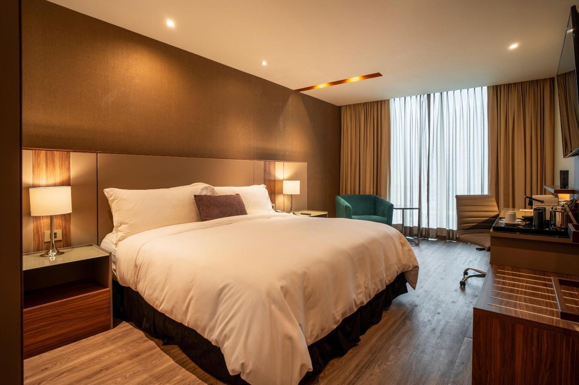 Camino Real Fashion Drive Monterrey Otel San Pedro Garza Garcia Dış mekan fotoğraf Deluxe Room